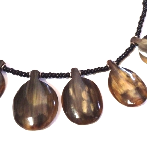 HANDMADE COW HORN BEADED BLACK SEED BEADED BARREL CLASP 19" NECKLACE - Picture 3 of 11